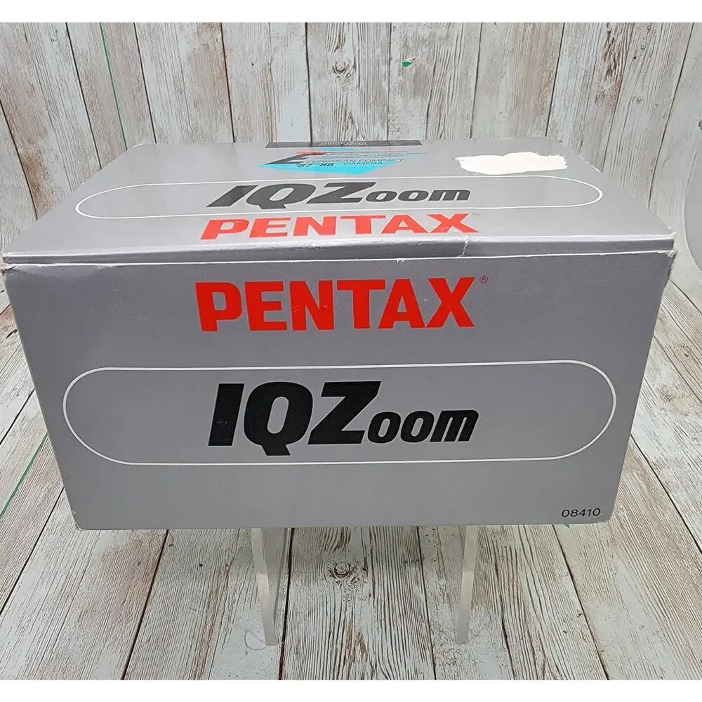 PENTAX IQZoom Compact 35MM Camera 08410 with Box & Instructions Vintage